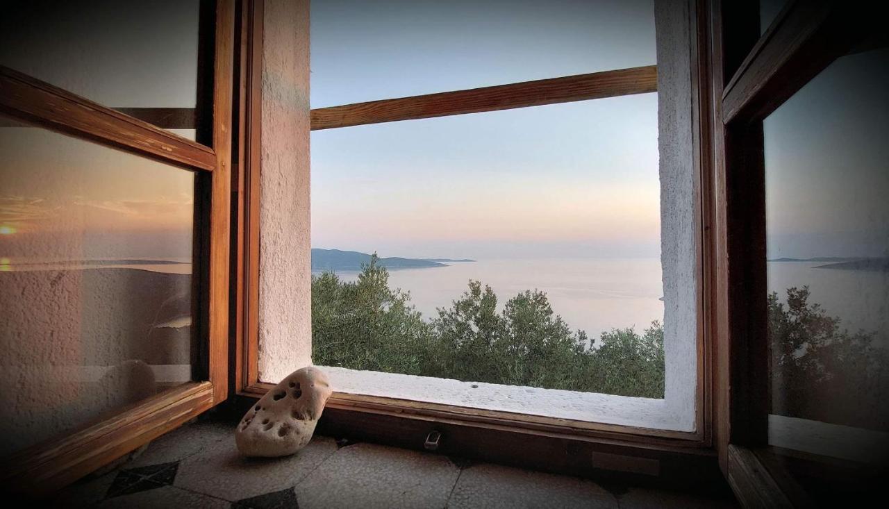 Ustrine View Villa Bagian luar foto